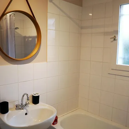 Chez Leonie 펜션 *