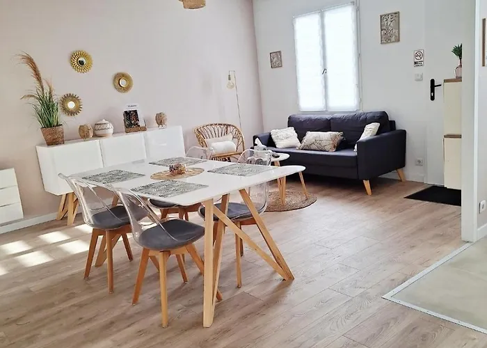 펜션 Chez Leonie *